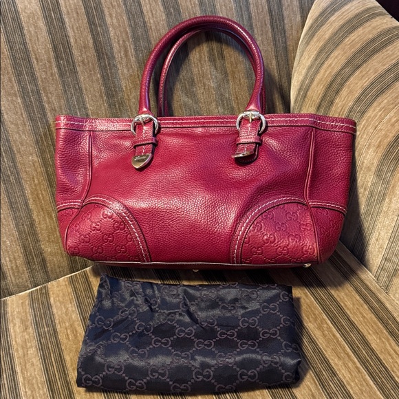 Gucci Authentic Cherry Red Leather Tote with Black Dust Bag - Picture 1 of 13